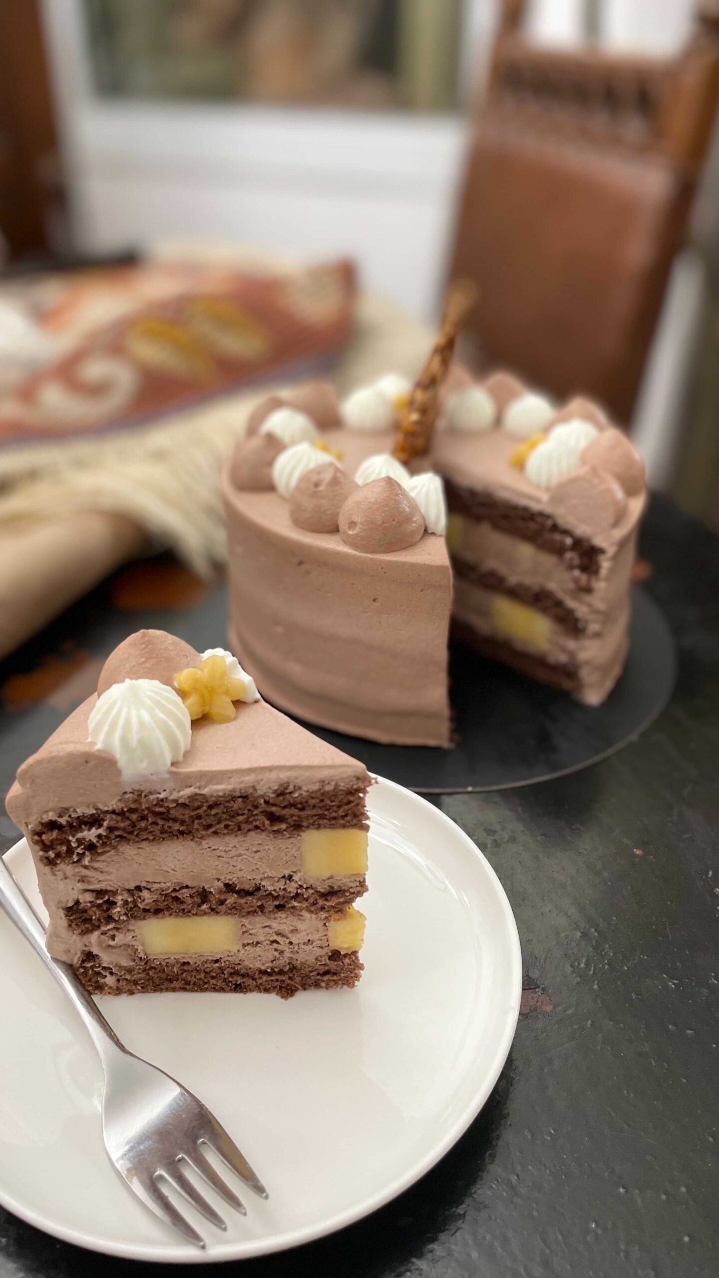 עוגת שכבות שוקולד ובננות