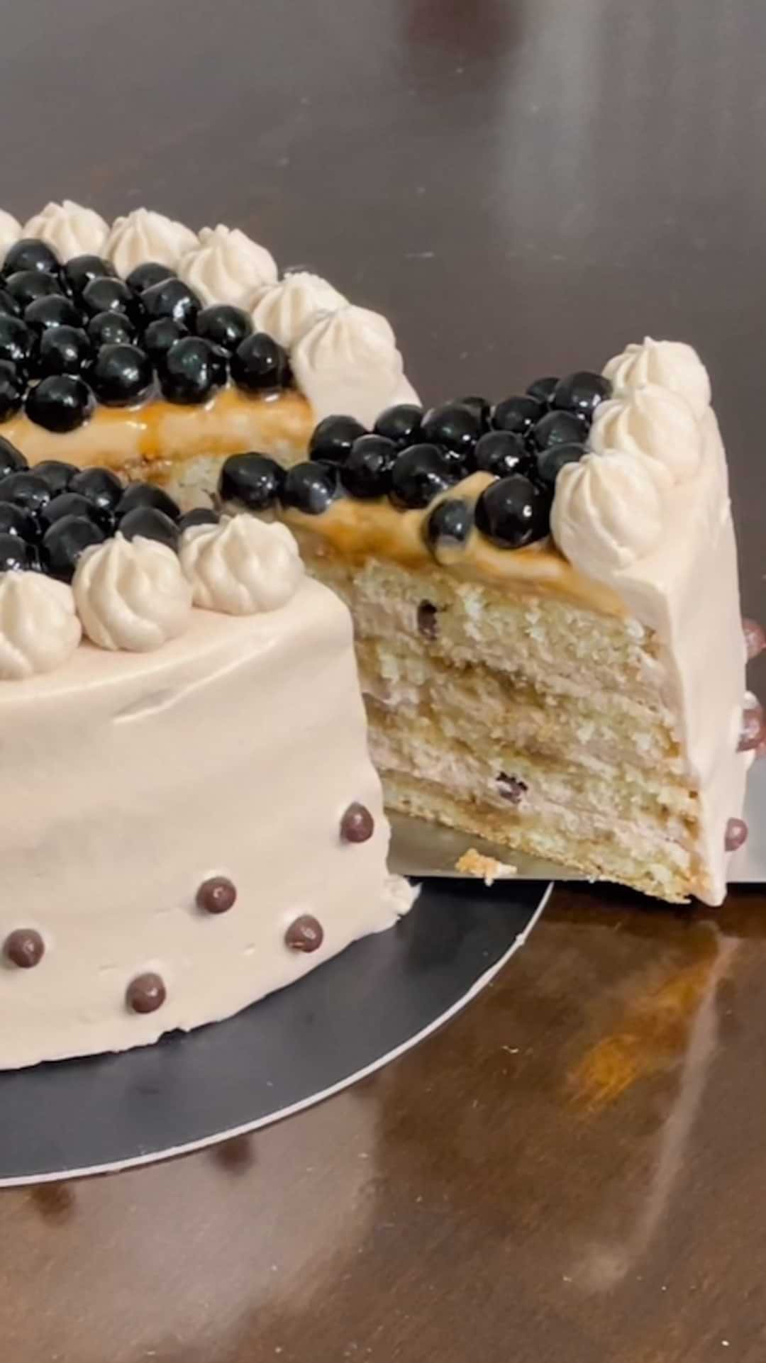 עוגת שכבות ארל גריי ובובה (פניני טפיוקה)