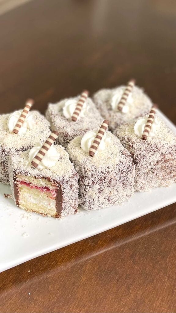 Lamingtons עוגות למינגטון אישיות
